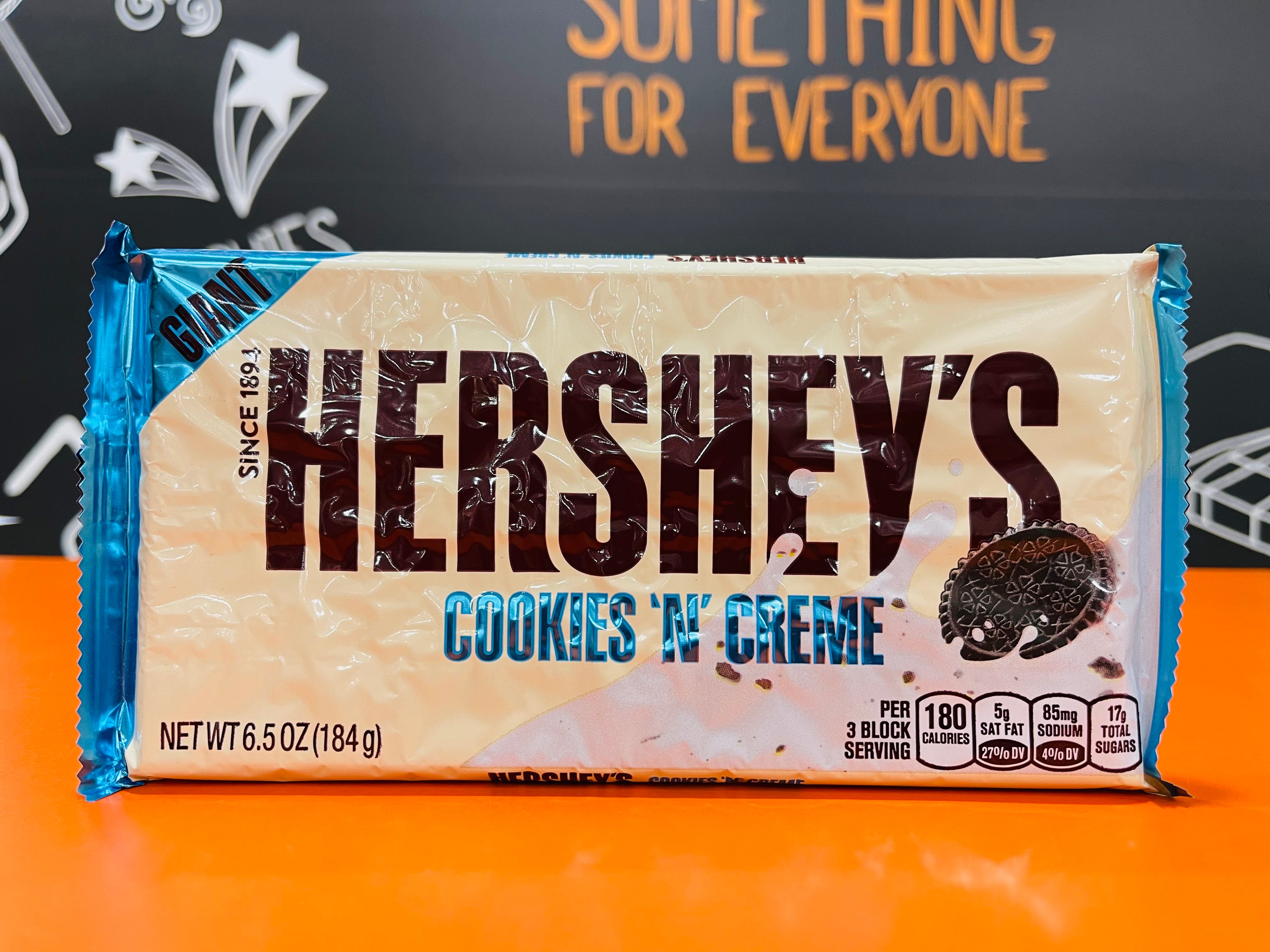 Hershey’s Cookies n Creme Giant